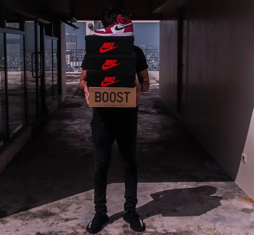 how many shoes should a man own